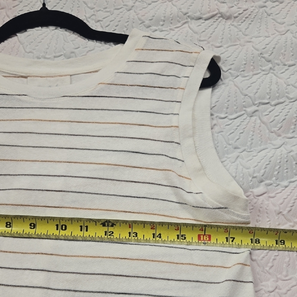3/$10 24/7 Comfort Apparel White Striped Muscle Tee - Picture 3 of 5